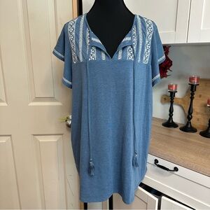 Adrianna Papell Peasant Knit Top Plus Size 1X Embroidered Tassels Blue Blouse